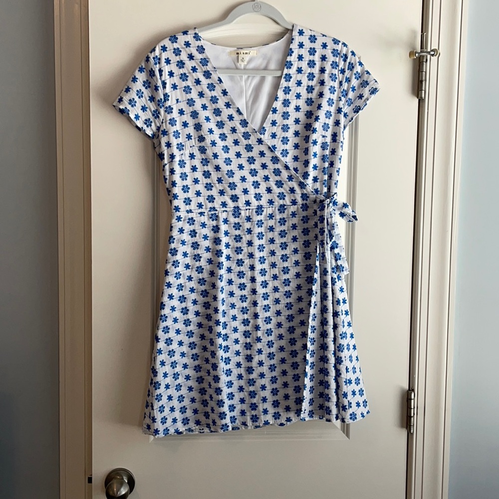 Blue and white patterned dress